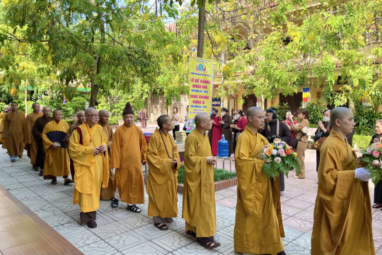 Trường Trung Cấp Phật Học Hà Nội bế giảng khoá VIII và Khai giảng khoá IX