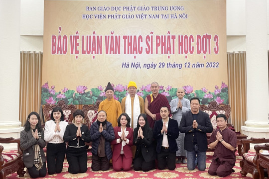 Hoà thượng Giám đốc Học viện Biện chứng Phật giáo Tây Tạng thăm Học viện.