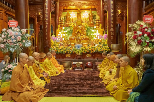 Lễ an vị tượng Phật và chú nguyện rót đồng đúc Đại hồng chung chùa Trúc Lâm Đầm Hà