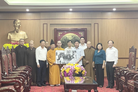 Tân Ban Trị sự Phật giáo tỉnh Bắc Kạn tới thăm Tỉnh ủy, UBND tỉnh nhân dịp Đại hội thành công tốt đẹp.