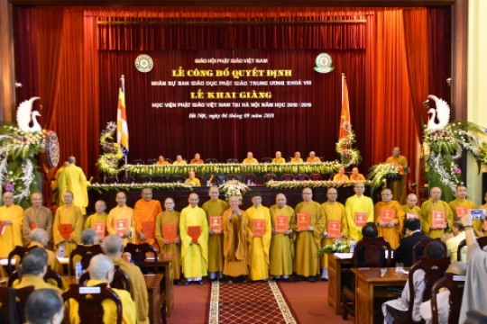 Ban Giáo dục Phật giáo trung ương ra mắt nhân sự nhiệm kỳ VIII (2018-2022)