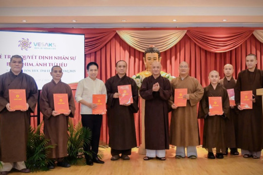 Trao quyết định nhân sự Ban Phim, ảnh tư liệu Đại lễ Vesak Liên Hiệp Quốc 2025