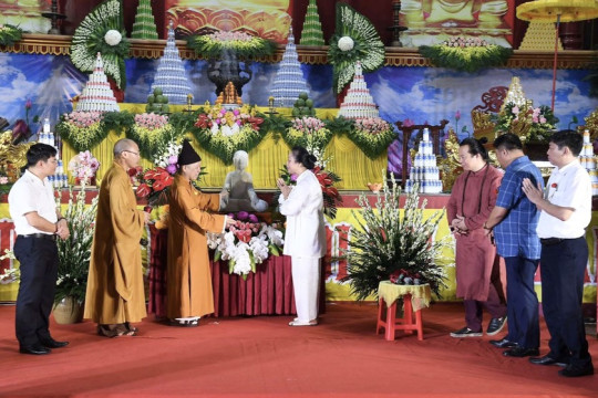 Danh thắng Yên Tử sẽ có thêm pho tượng Phật hoàng Trần Nhân Tông bằng ngọc bích