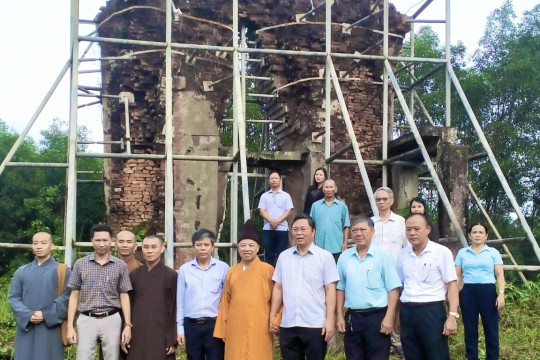 “Cố gắng bảo tồn và phục dựng di tích Di tích quốc gia Phật viện Đồng Dương“