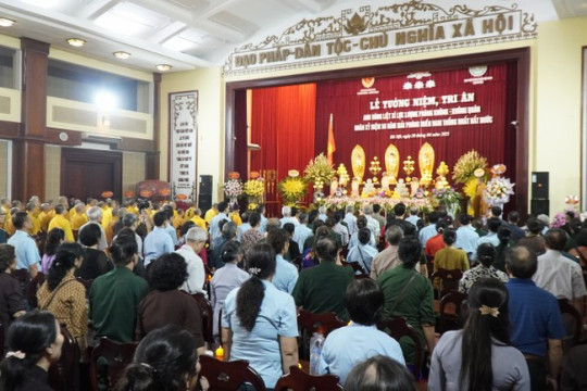 Học viện Phật giáo VN tại Hà Nội tưởng niệm anh linh các anh hùng liệt sĩ