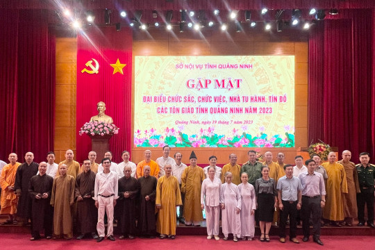 Quảng Ninh: Gặp mặt đại biểu chức sắc, chức việc, nhà tu hành các tôn giáo năm 2023.