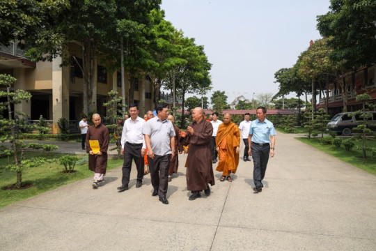 Thứ trưởng Bộ Dân tộc và Tôn giáo Nguyễn Hải Trung khảo sát nơi diễn ra Đại lễ Vesak Liên Hiệp Quốc 2025